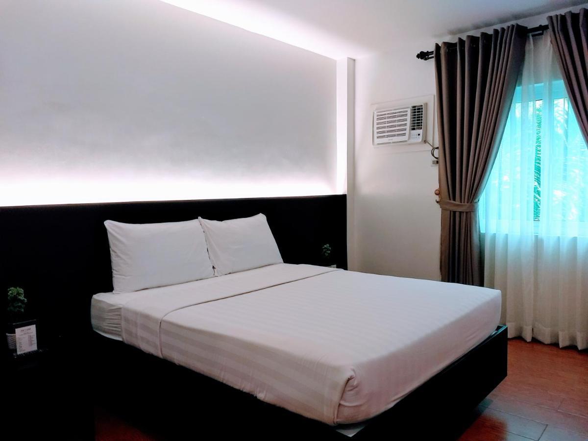 Top Star Hotel Oton Buitenkant foto